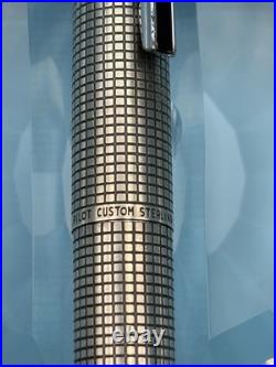 1974 Pilot Custom Sterling Silver Fountain Pen 18K White Gold M Nib H1174 Rare