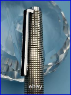 1974 Pilot Custom Sterling Silver Fountain Pen 18K White Gold M Nib H1174 Rare