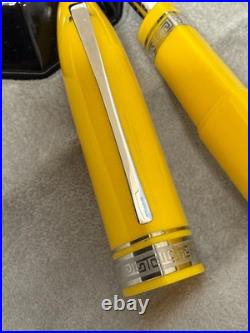 75 Years Rare Modern Vintage OMAS 360 Yellow Fountain Pen 18kt Gold B Nib