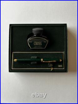 Cross Jade Fountain Pen 18K Gold Fine Pt. New in Box. Rare Cross Jade Fountain Pen 18K Gold Fine Pt. New in Box. Rare
