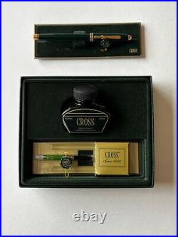 Cross Jade Fountain Pen 18K Gold Fine Pt. New in Box. Rare Cross Jade Fountain Pen 18K Gold Fine Pt. New in Box. Rare