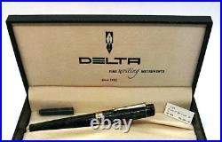 Delta Fountain Pen Vintage Marbled Black Nib F Rare Delta Fountain Pen Vintage Marbled Black Nib F Rare