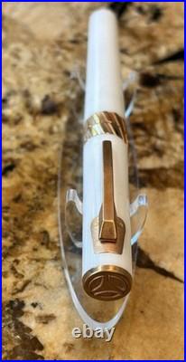 Delta Tork Momo-design Rollerball. White Resin & Rose Gold Trim New In Box! RARE