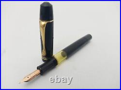 Dignitar King Pen 450 Fountain Pen 14k EF Flexy Nib in Pouche Very RARE VTG 30s