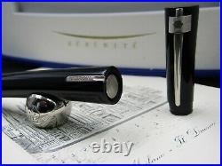 Fountain Pen Waterman Serenite Black With Solid Gold Nib 18k ST Rare New in Box