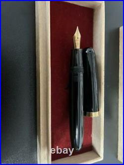 Handmade Fountain Pen Nib Gold 14K Urushi Ebonite Rare Vintage FedEx From Japan