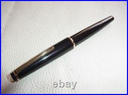 MONTBLANC fountain pen rare 1960s No32 nib 58514K F fine point black shaft