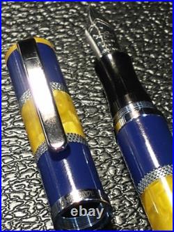 MONTEVERDE U. S. A. RARE 1990's AMBER AND BLUE VINTAGE FOUNTAIN PEN MEDIUM NIB