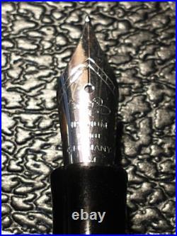 MONTEVERDE U. S. A. RARE 1990's AMBER AND BLUE VINTAGE FOUNTAIN PEN MEDIUM NIB