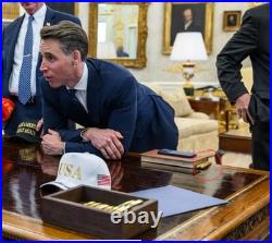 NEW 100% Authentic President Trump Rare GOLD White House Bill Signer Sharpie Pen