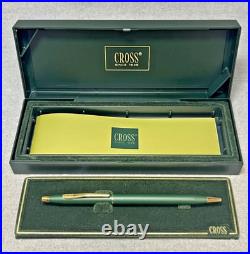 NOS RARE Cross Matte Green & 23K Gold Trim Ballpoint Pen #2602? Black Ink