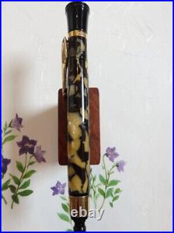 Near MINT Stipula Iris fountain pen Nib B with original Box from Japan RARE Near MINT Stipula Iris fountain pen Nib B with original Box from Japan RARE