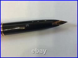 New Rare Shape 923 Sheaffer Fountain Pen, Nib Solid Gold 14k