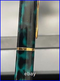 New in Box 2001 RARE Parker Rialto Laque Aqua marbled Fountain Pen Made in UK