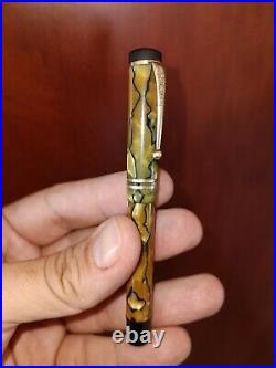 Nice Rare Osmia Supra Fountain Pen Push Button Filler Minor Pen / 14C Gold Nib