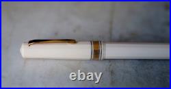 Omas Fountain Pen National Library Edition 18 Carat Solid Gold Nib Rare
