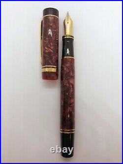 Parker Duofold Centennial Red Marble Maroon XL Fountain Pen Rare 1st Version