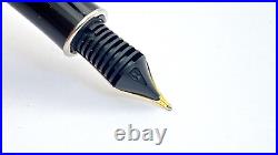 Parker Sonnet Series Fountain Pen In Box Rare Black Chrome Trim 18k Medium Nib Parker Sonnet Series Fountain Pen In Box Rare Black Chrome Trim 18k Medium Nib
