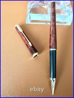 Parker Vector France Needle Nib Fountain Pen Rare Brown Marble Gold Trim