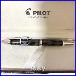 Pilot Capless 18K Fountain Pen Black Marble 2012 Limited Edition M Nib Rare NEW