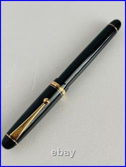 Pilot Custom 74 Black Fountain Pen 14K-585 SF Nib B597 Japan Rare Nib