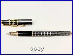 Pilot Grid Pattern Fountain Pen 18K Fine Nib Vintage 1976 Rare Japan