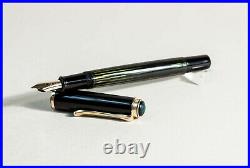 RARE 1950 PELIKAN 400 Fountain Pen BLACK STRIPED flexible F 14K Nib