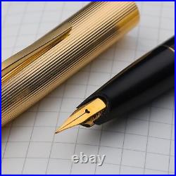RARE 1960's Platinum SUPER Gold Stripe Long Body 18K Semi Flex Nib Fountain Pen