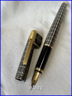 RARE 1978 PILOT Vintage Fountain Pen 18K Gold Nib-Fine Check Pattern H278