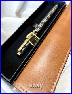 RARE 1978 PILOT Vintage Fountain Pen 18K Gold Nib-Fine Check Pattern H278