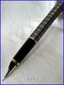RARE 1978 PILOT Vintage Fountain Pen 18K Gold Nib-Fine Check Pattern H278