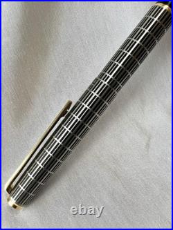 RARE 1978 PILOT Vintage Fountain Pen 18K Gold Nib-Fine Check Pattern H278