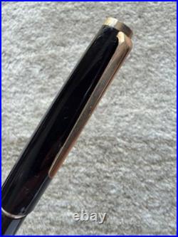 Rare/Beautiful Montblanc Fountain Pen #32 14K Nib 1960s Vintage