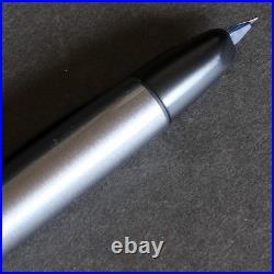 Rare Item PILOT Capless F (Fine Nib) for Overseas #0819 Rare Item PILOT Capless F (Fine Nib) for Overseas #0819