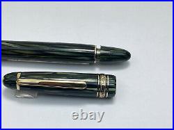 Rare MONTBLANC MEISTERSTUCK 144-Green striated cell-Pif-1950 c. Gold nib F