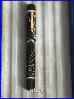 Rare Modern Vintage Bexley Prometheus BLK/WHT large Flat Top Fountain Pen B Nib