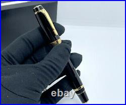 Rare Montblanc Boheme Gold Large Fountain Pen With Non-Retractable 14K Gold Nib
