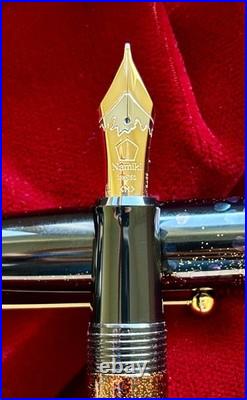 Rare Namiki Yukari Yozakura Raden Cherry Blossoms at Night Fountain Pen New 18K