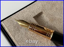 Rare PARKER PREMIER BLACK LACQUE GOLD 18K 750 MED NIB FOUNTAIN PEN NEVER INKED Rare PARKER PREMIER BLACK LACQUE GOLD 18K 750 MED NIB FOUNTAIN PEN NEVER INKED