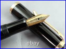 Rare PELIKAN 400 Black Striated Fountain Pen 14ct Fine Nib