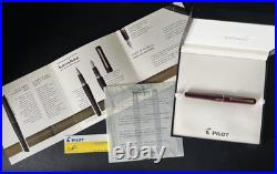 Rare PILOT Bamboo Fountain Pen Wine Red 14K Nib Unique Design Collectible