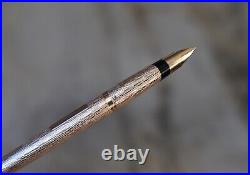 Rare Parker 105 Fountain Pen Bark Finish Pl. Gold 14 Karat Gold Nib M