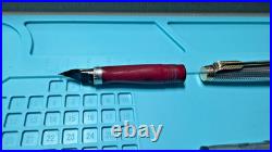 Rare Parker 75 Sterling Silver 14k Gold M Nib Fountain Pen Red Section USA