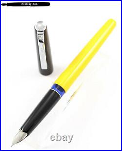 Rare Pelikan P472 Happy Fountain Pen in Black-Yellow with F-nib (1973 1977)