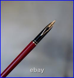 Rare Sheaffer Targa Slim Red Lacquer Fountain Pen 18K Solid Gold Nib