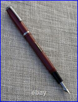 Rare Unusual 1950's Esterbrook LJ Fountain Pen, Thin Striped Red, 2668 Nib, Med