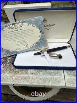 Rare Vintage Eversharp Skyline Gold & Black Fountain Pen with 14K Never Inked