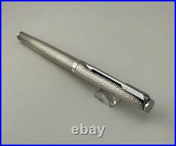 Rare Vintage Parker 35 Vintage Silver Plated Fountain Pen 18K Gold Nib