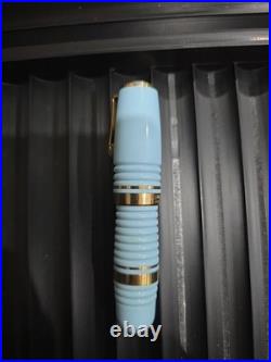 Rare Vintage Platinum GLAMOUR Pg-3400 Light Blue Fountain Pen Medium Nib