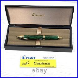 Rare, discontinued PILOT CAPLESS fountain pen, fine nib, F, 18K